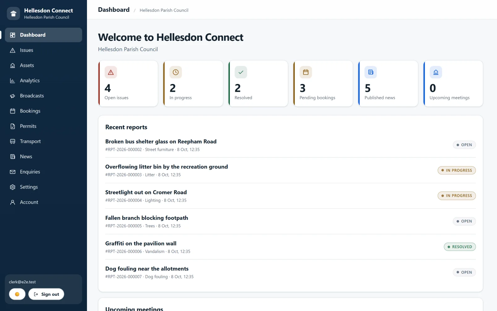 The clerk console dashboard: counts of open, in-progress and resolved reports, pending bookings and published news, with a list of recent reports.